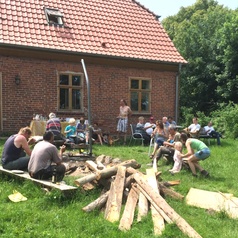 Alter Pfarrhof Elmenhorst - Gäste auf dem Hof